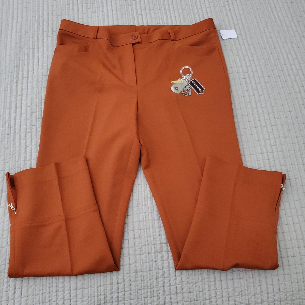 Designed By Eile Pant.